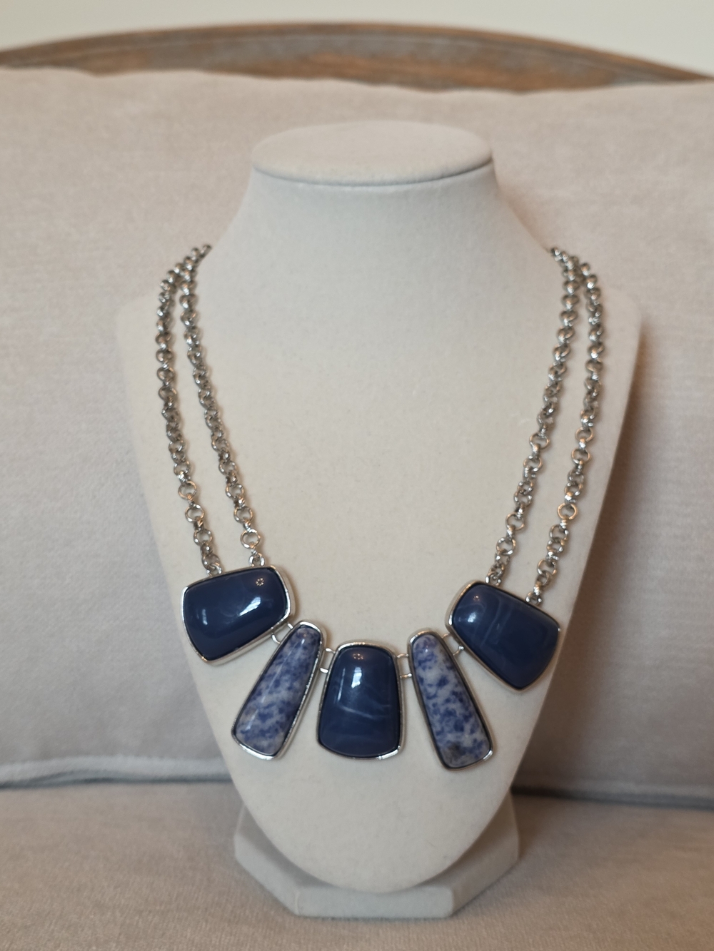 Vintage C 1946 Silver Tone Blue Stone Statement Necklace Chunky Bib Style
